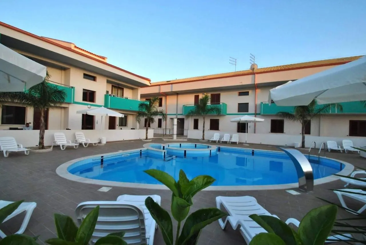 Residence Fronte Mare Santa Maria Del Focallo