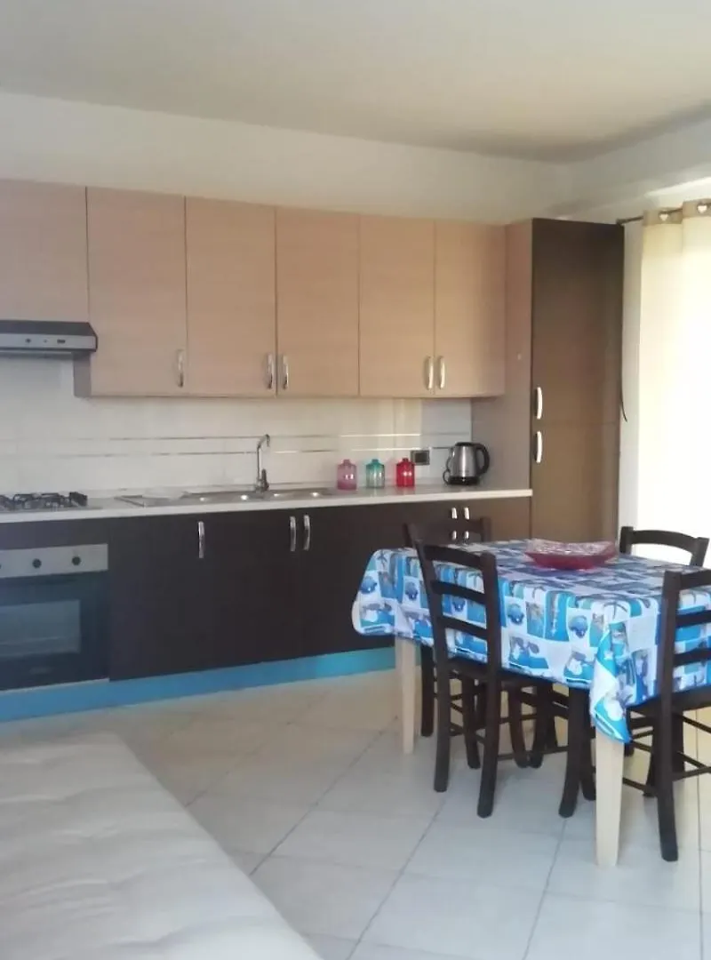 Residence Fronte Mare Santa Maria Del Focallo Italie